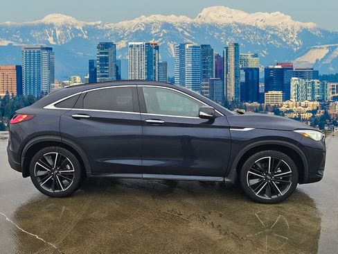 Certified 2022 INFINITI QX55 Essential w/ Proassist Package image 16