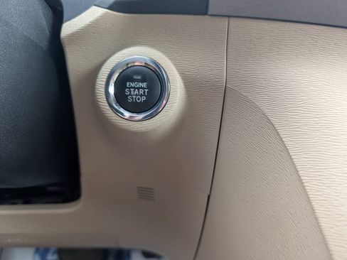 Used 2009 Toyota Venza AWD image 15