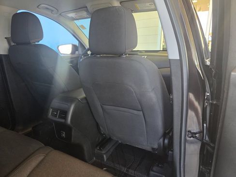 Used 2020 Chevrolet Equinox LT w/ Driver Convenience Package FWD image 25