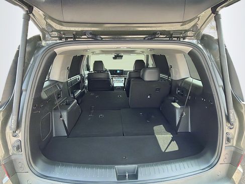 Used 2024 Hyundai Santa Fe Limited image 13
