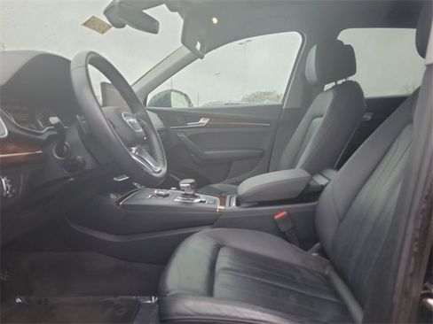 Used 2018 Audi Q5 2.0T Premium w/ Convenience Package image 19