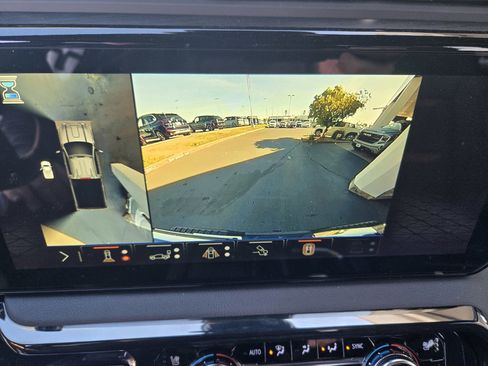 New 2026 GMC Sierra 2500 AT4 w/ AT4 Premium Plus Package image 9