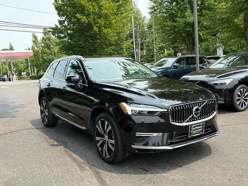 Certified 2023 Volvo XC60 T8 Plus w/ Climate Package AWD/4WD image 5