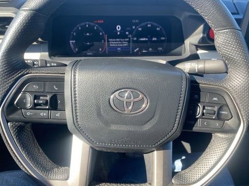 Used 2024 Toyota Tacoma TRD Off-Road AWD/4WD image 20