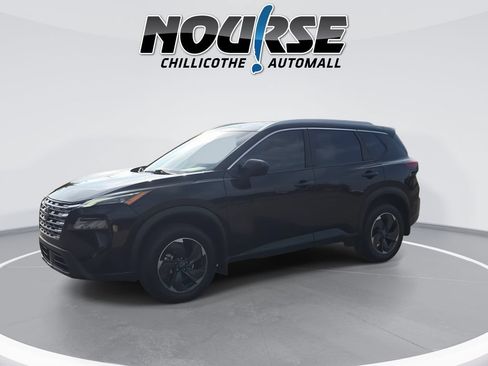 Used 2024 Nissan Rogue SV w/ SV Premium Package AWD/4WD image 4