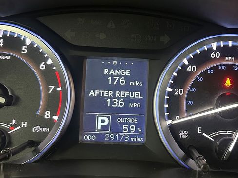 Used 2016 Toyota Highlander LE FWD image 19