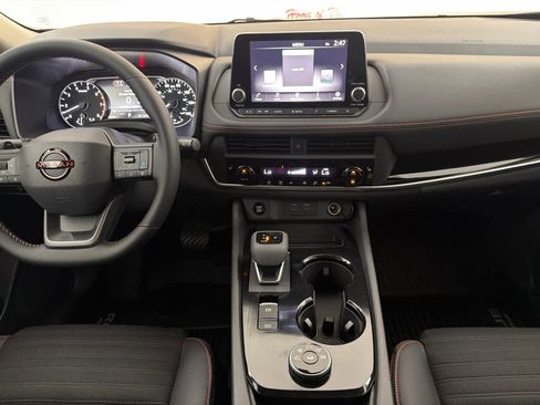 New 2026 Nissan Rogue SV AWD/4WD image 19