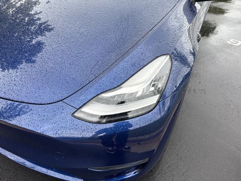 Used 2023 Tesla Model Y Long Range AWD/4WD image 5