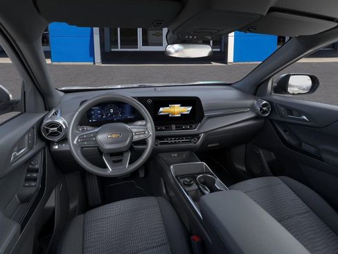 New 2026 Chevrolet Equinox LT image 15