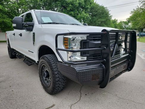 Used 2019 Ford F350 XL w/ Power Equipment Group AWD/4WD image 1