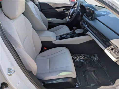 Used 2024 Honda Accord EX image 19