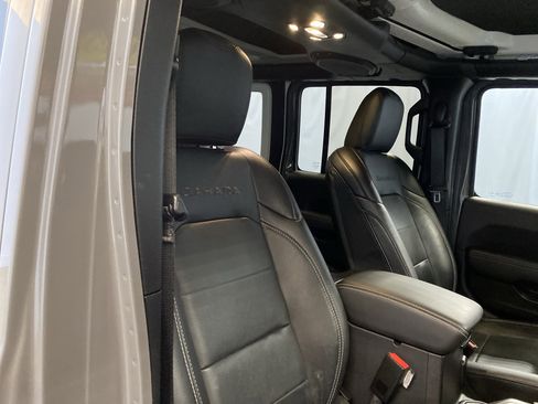 Certified 2021 Jeep Wrangler Unlimited Sahara image 41