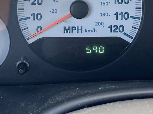 Used 2007 Dodge Caravan SXT FWD image 14