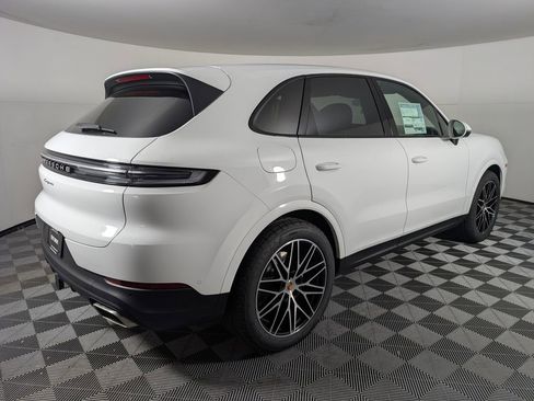 New 2026 Porsche Cayenne image 7