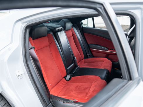 Used 2022 Dodge Charger Scat Pack RWD image 18