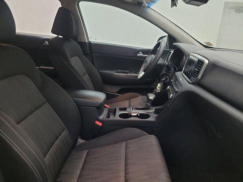 Used 2020 Kia Sportage LX image 21
