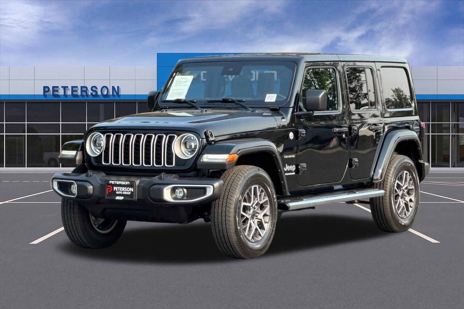 Used 2024 Jeep Wrangler Unlimited Sahara AWD/4WD image 8