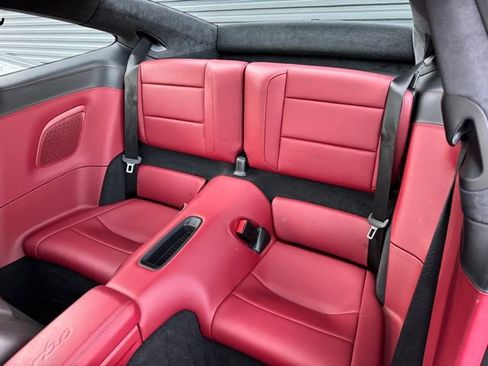 Used 2019 Porsche 911 Turbo image 33