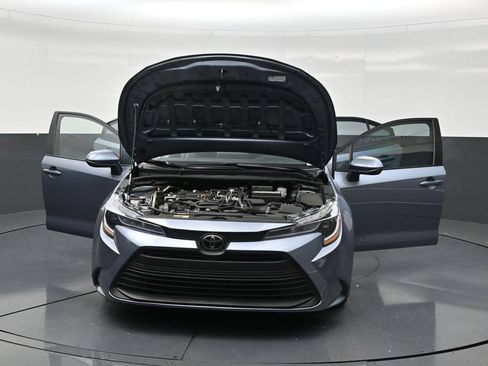 Used 2024 Toyota Corolla LE FWD image 30