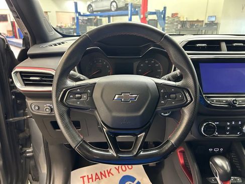 Used 2021 Chevrolet TrailBlazer RS w/ Sun and Liftgate Package FWD image 26