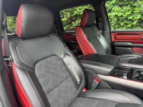 Used 2019 RAM 1500 Rebel w/ Rebel Level 2 Equipment Group AWD/4WD image 14
