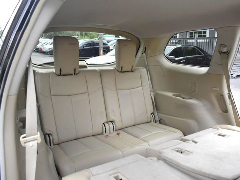 Used 2013 Nissan Pathfinder SL image 18