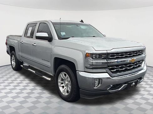 Used 2018 Chevrolet Silverado 1500 LTZ image 3