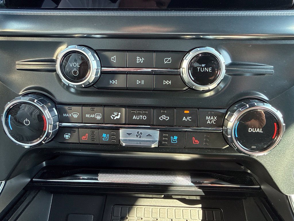 Used 2024 Ford F150 Raptor AWD/4WD image 32