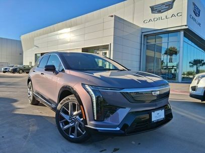 New 2026 Cadillac Optiq Luxury 1