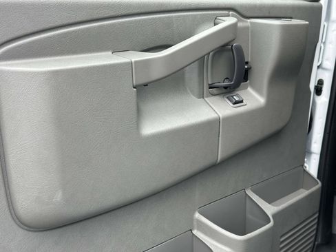 New 2025 Chevrolet Express 3500 w/ Power Convenience Package image 11