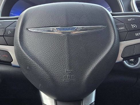 Used 2017 Chrysler 200 Limited Platinum w/ Comfort & Convenience Group image 18