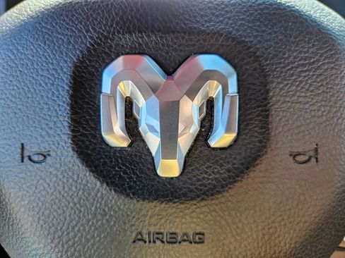 Used 2024 RAM 1500 Laramie image 28