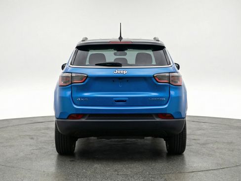 Used 2025 Jeep Compass Limited AWD/4WD image 7