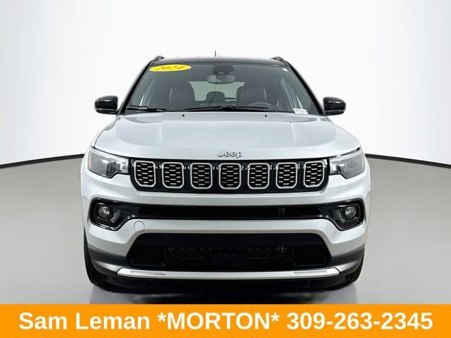 Used 2024 Jeep Compass Limited AWD/4WD image 2