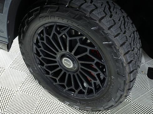 Used 2025 Cadillac Escalade V image 54