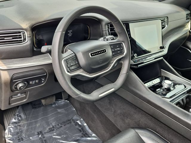 Used 2024 Jeep Wagoneer Series II w/ Flexible Seating Group AWD/4WD image 10