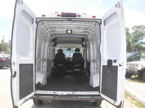 Used 2021 RAM ProMaster 2500 w/ Interior LED Lighting Group FWD image 15