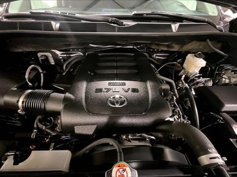 Used 2021 Toyota Tundra Limited w/ Nightshade Special Edition image 10