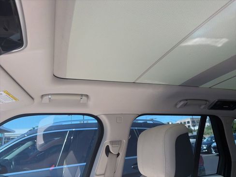 Used 2019 Land Rover Range Rover HSE AWD/4WD image 8