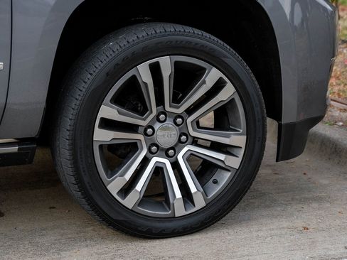 Used 2019 GMC Yukon XL Denali w/ Denali Ultimate Package image 65