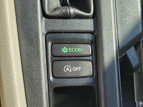 Used 2023 Honda Accord LX image 28