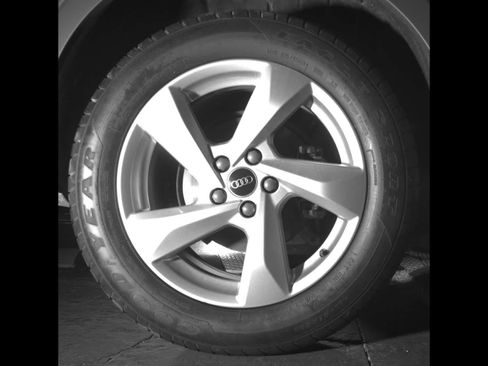 Used 2022 Audi Q3 2.0T Premium w/ Convenience Package AWD/4WD image 12