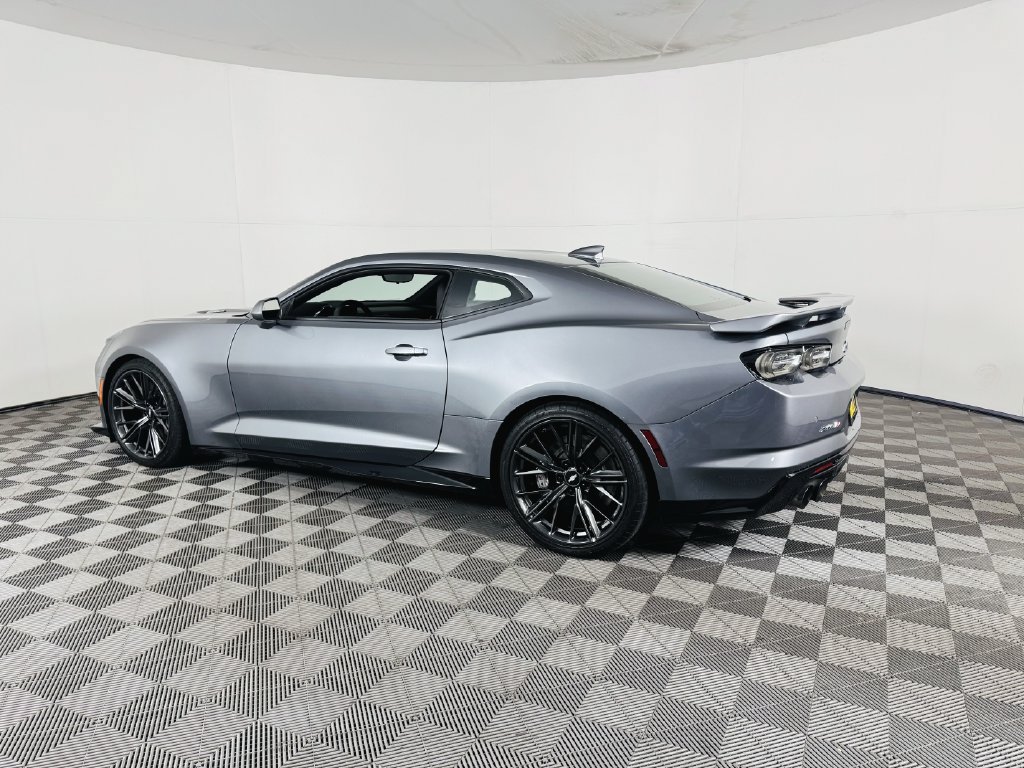 Used 2019 Chevrolet Camaro ZL1 w/ LPO, ZL1 Protection Package RWD image 29
