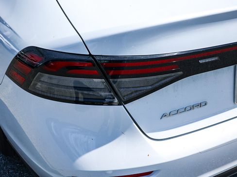 Used 2024 Honda Accord EX image 8