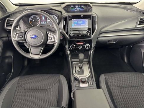 Used 2023 Subaru Forester Premium image 5