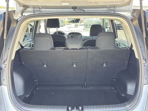 Used 2025 Kia Soul LX w/ LX Technology Package FWD image 10