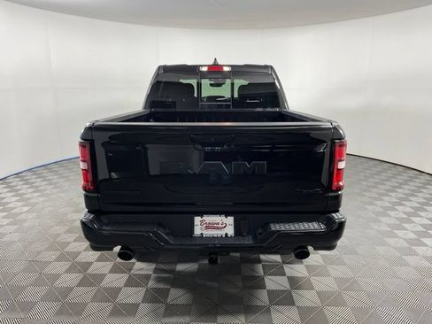 Used 2026 RAM 1500 Big Horn w/ Night Edition AWD/4WD image 6
