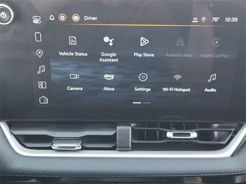 Used 2025 Chevrolet Equinox LT w/ Safety and Technology Package image 17