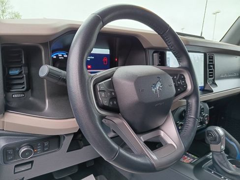 Used 2023 Ford Bronco Wildtrak AWD/4WD image 8