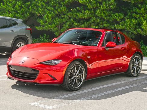Used 2018 MAZDA MX-5 Miata RF Grand Touring image 1